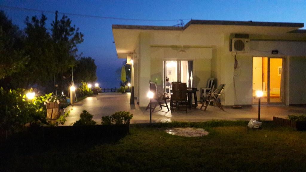 2SEA VILLA Nea Potidea CHALKIDIKI Nea Poteidaia Exterior foto